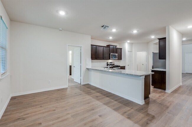 Foto del edificio - 4016 Moss Rd