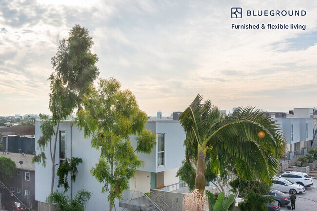 Foto del edificio - 930 Palm Ave