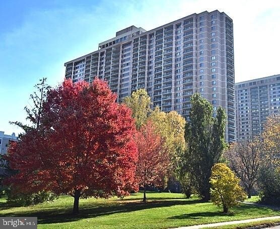 Foto del edificio - 5505 Seminary Rd