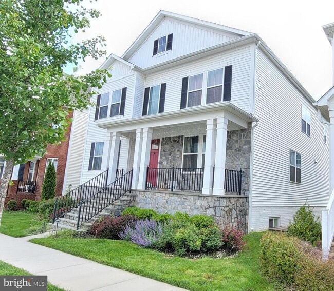 Building Photo - 14114 Dunlin St
