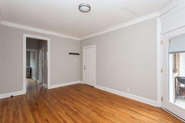 Foto del edificio - 1 bedroom in Chicago IL 60647