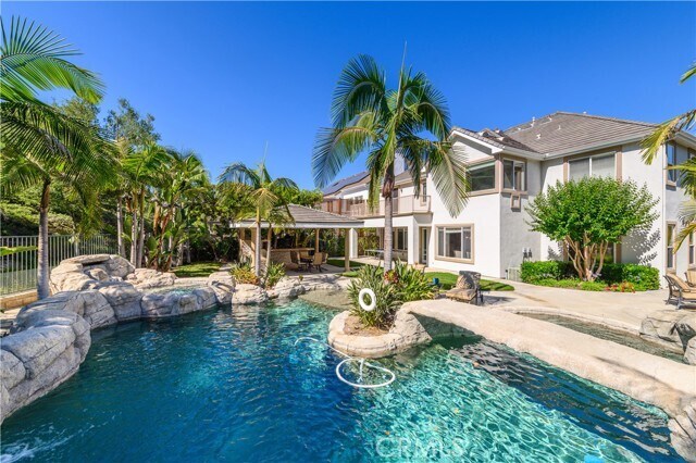 Foto del edificio - 21 Bent Oak