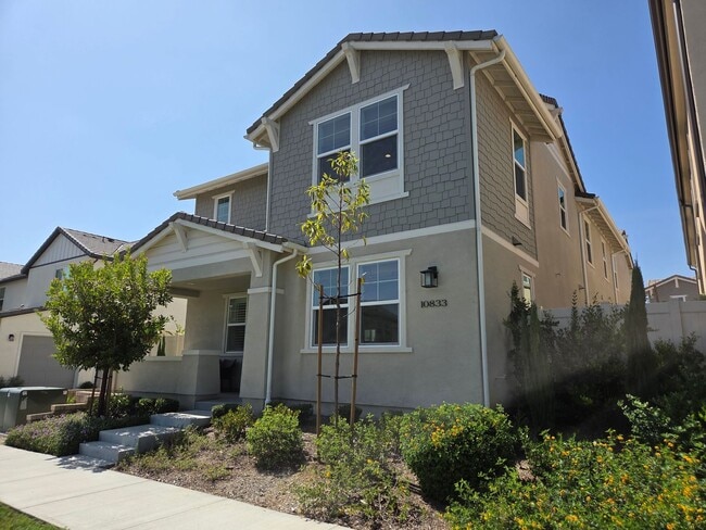 Building Photo - 10833 Bridgeport Rd