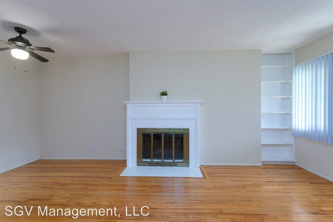 Building Photo - 941-945 Huntington Dr