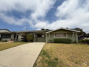 Building Photo - 366 Appian Way