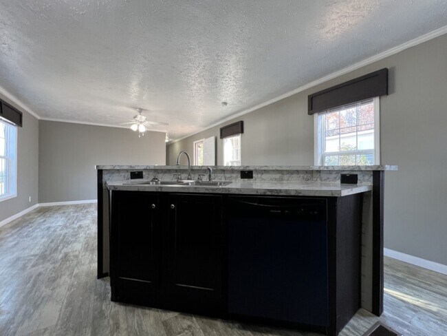 Foto del edificio - 300 Caseybrook Ct