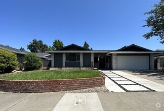 Building Photo - 5011 Jennings Way