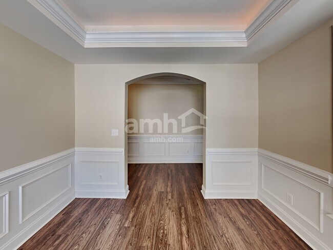 Building Photo - 8320 Willow Branch Drive