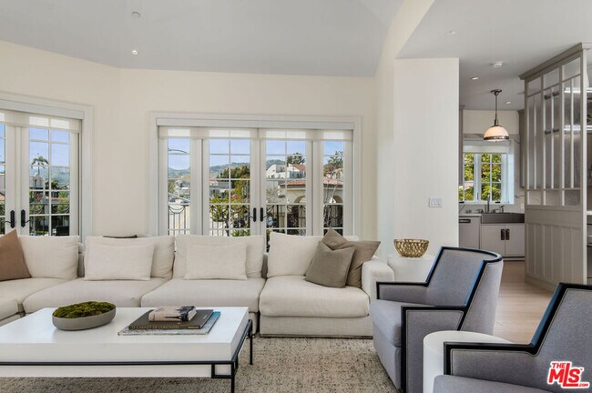 Foto del edificio - 15225 Palisades Village Ln