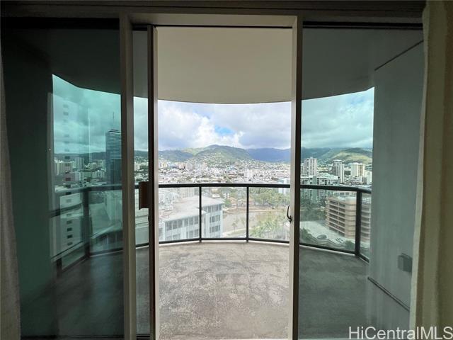 Building Photo - 1837 Kalakaua Ave