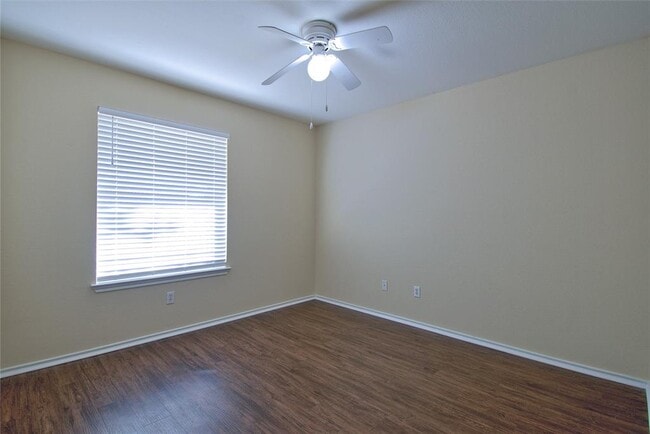 Foto del edificio - 1232 Kenneys Way