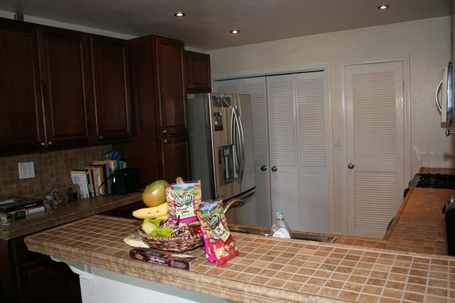 Building Photo - 33 Oxford