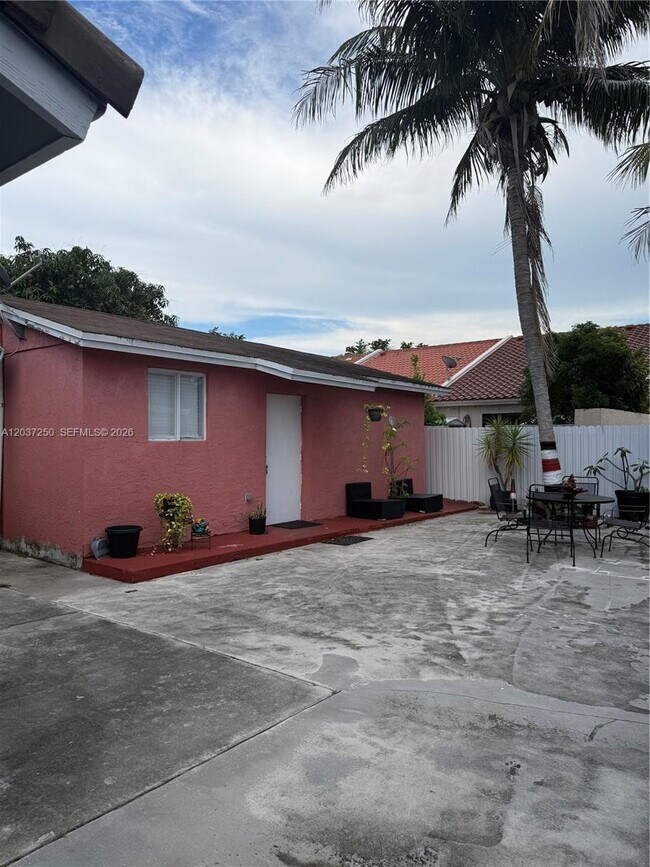 Foto del edificio - 14770 SW 60th St