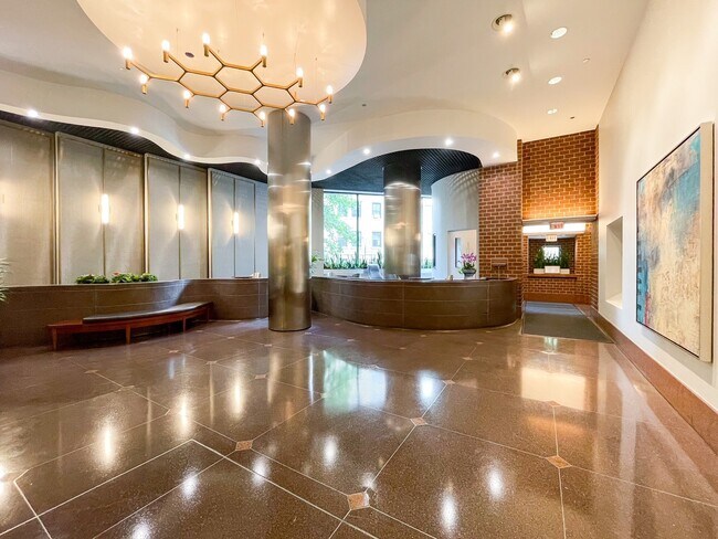 Foto del edificio - 3660 N Lake Shore Dr
