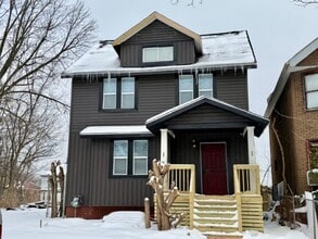 Building Photo - 3916 Bewick St