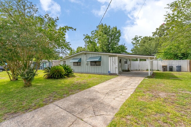 Foto del edificio - 6766 Londonbridge Ln