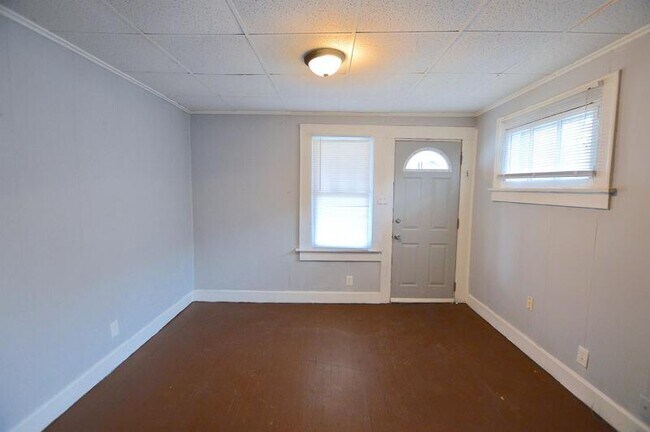 Foto del edificio - 1849 E Minnesota St