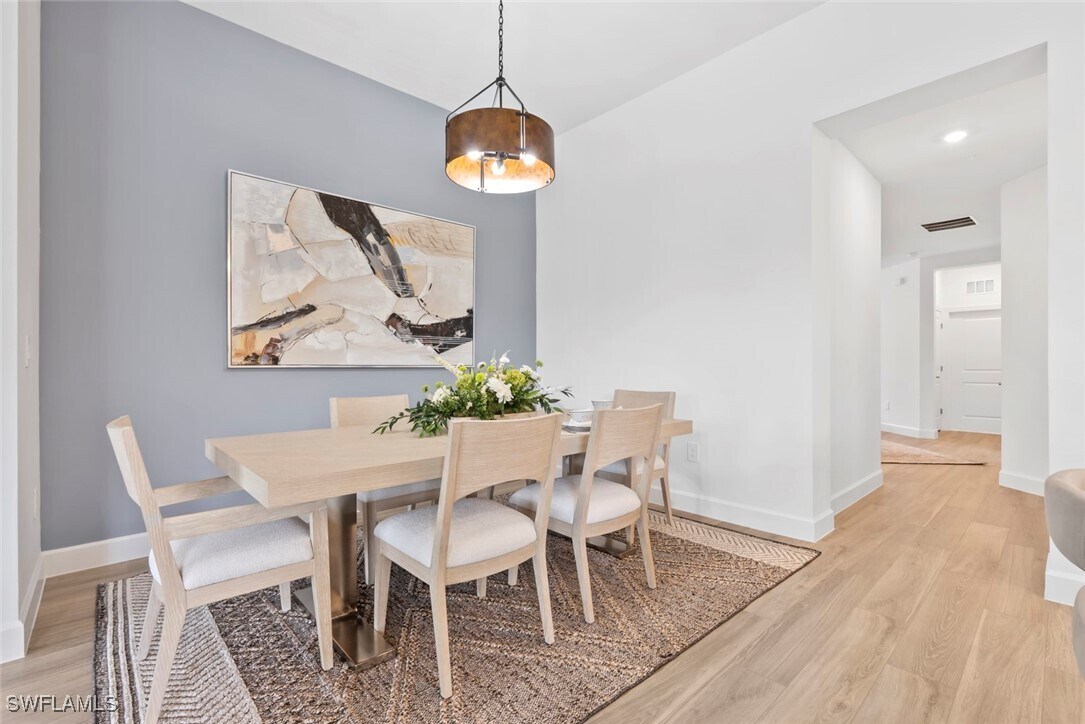Foto principal - 16889 Fairgrove Way