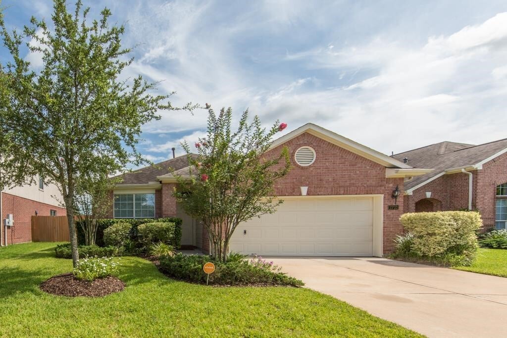 Primary Photo - 2733 Domenico Ln