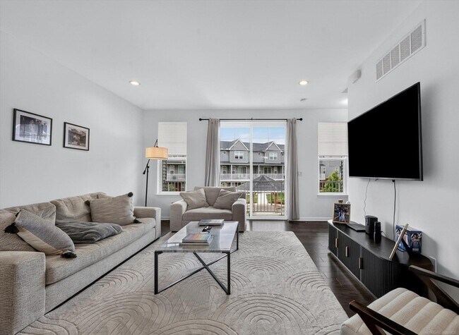 Foto del edificio - 3981 Trailwaycommons Circle