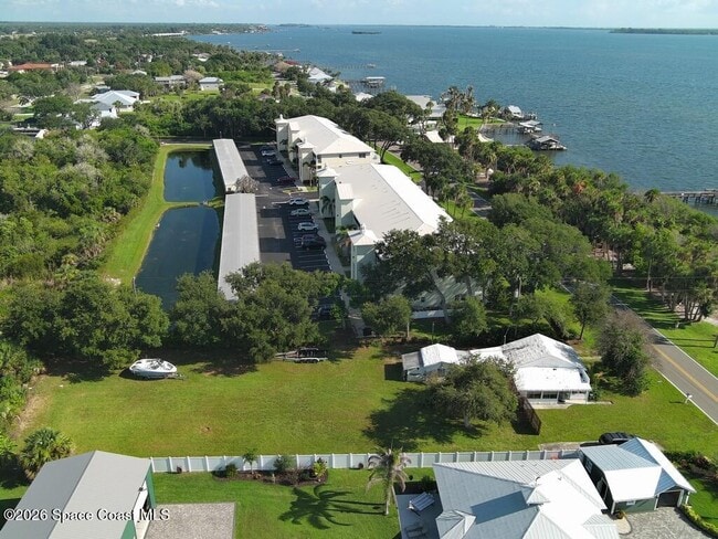 Foto del edificio - 13485 N Indian River Dr