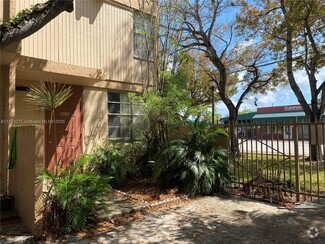 Building Photo - 5959 SW 69th St