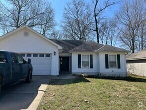 Building Photo - 211 Rodney Guthrie Dr