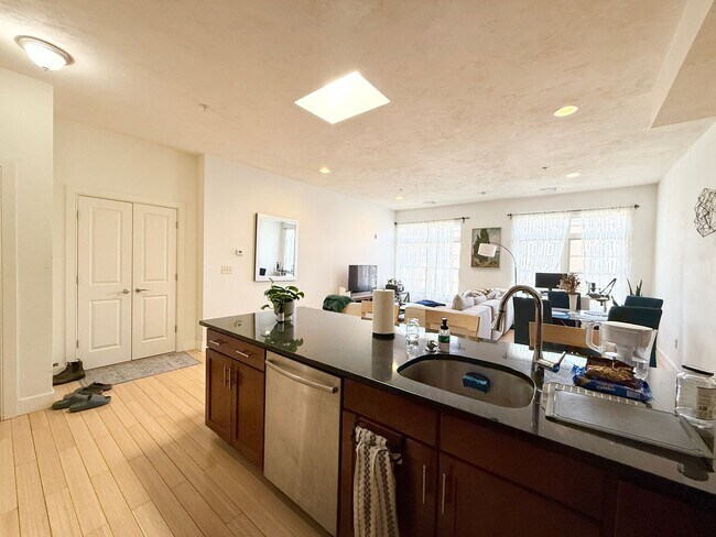 Foto del edificio - 137 Brighton Ave