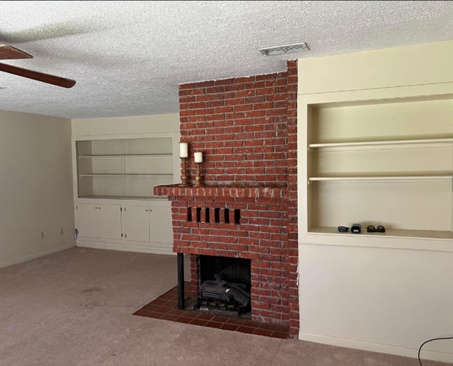 Building Photo - 87 Ridgecrest Dr