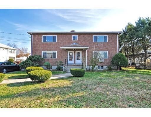 Building Photo - 24 Lill Ave