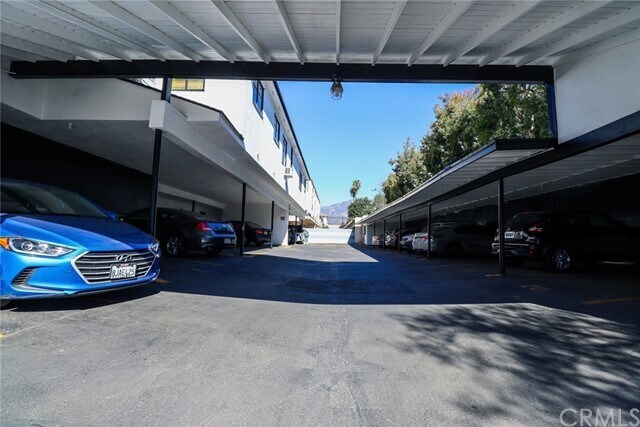 Foto del edificio - 170 S Chester Ave