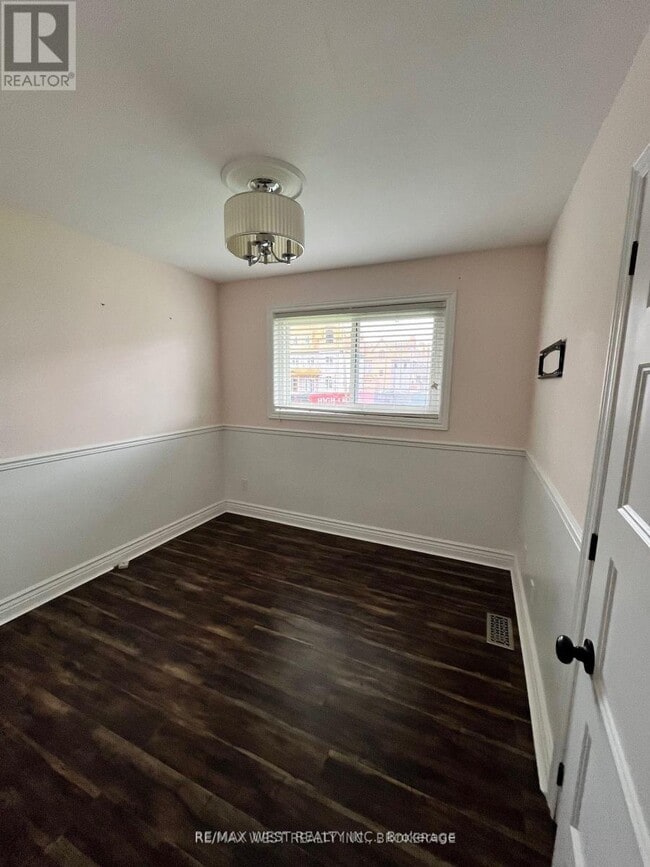 Building Photo - 13150 Keele St