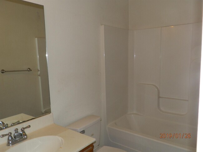Building Photo - 1004 N 35th St