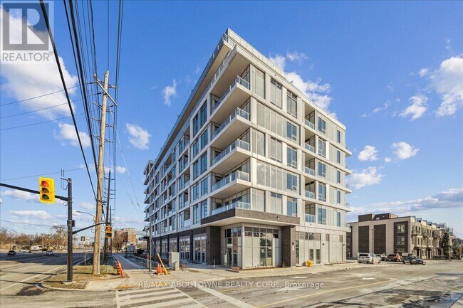 Photo du bâtiment - 500 Plains Rd E