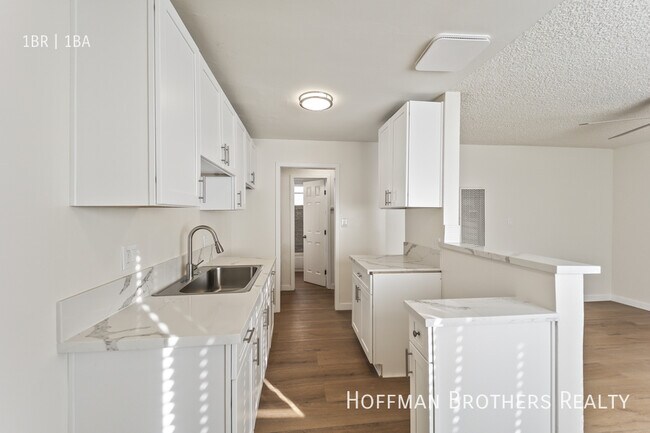 Foto del edificio - 14232 Sylvan St