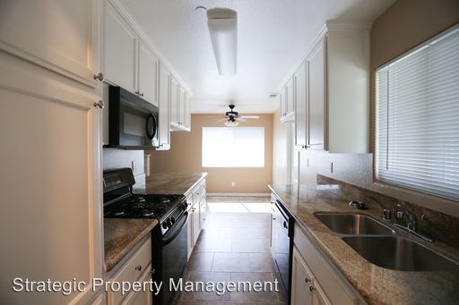 Foto del edificio - 3832 E Ashcroft Ave