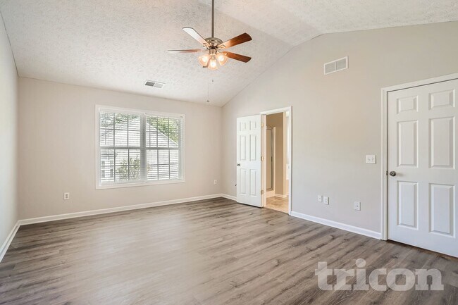 Foto del edificio - 1230 Webb Farm Ln