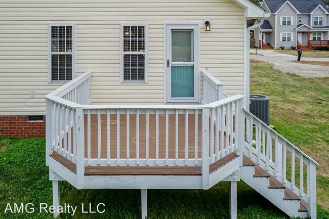 Foto del edificio - 3 br, 2 bath House - 1000 Laurel Leaf Rd