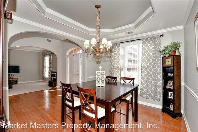 Foto del edificio - 5 br, 4 bath House - 7042 Bennington Lane