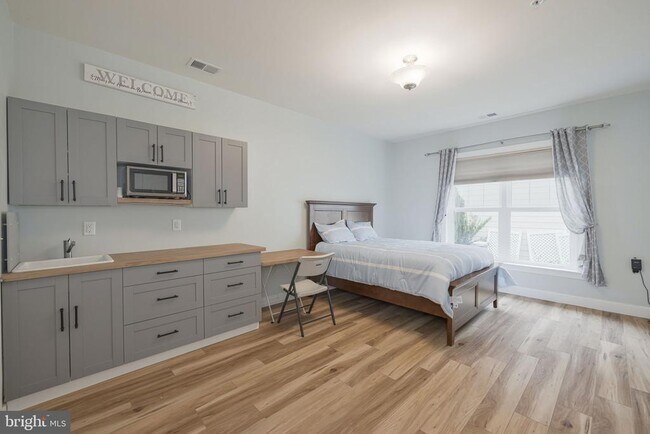 Foto del edificio - 610 Marina Landing Ln