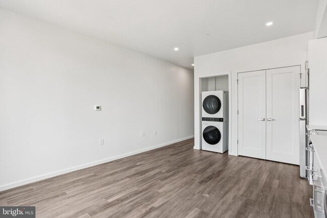 Foto del edificio - 1201 Vine St