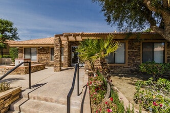 Building Photo - 78650 Ave 42