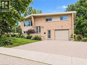Building Photo - 580 Forest Hill Dr