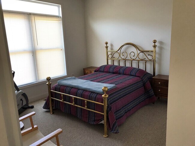 Foto del edificio - 3BR, 3Ba Villa in Pikes Place  1400 Sq Ft