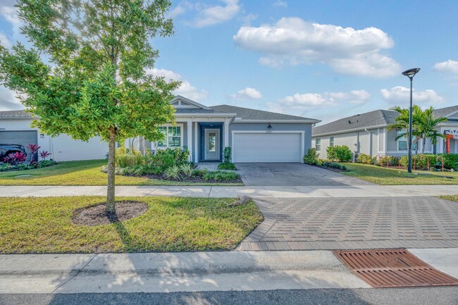 Building Photo - 10142 SW Orana Dr