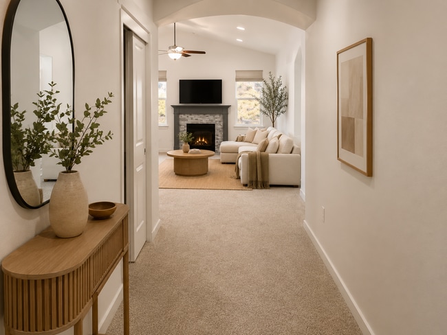Foto del edificio - Desert Views, Designer Upgrades & Room for A Boat? Yes, Please.