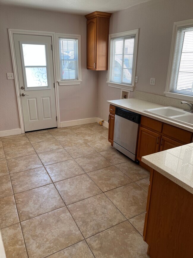 597 Alberta St, Altadena, CA 91001 House Rental in Altadena, CA