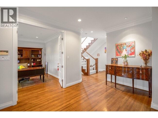 Photo du bâtiment - 2350 W 36th Ave