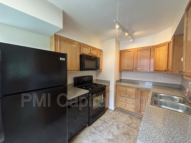 Building Photo - 10302 Duvawn Pl