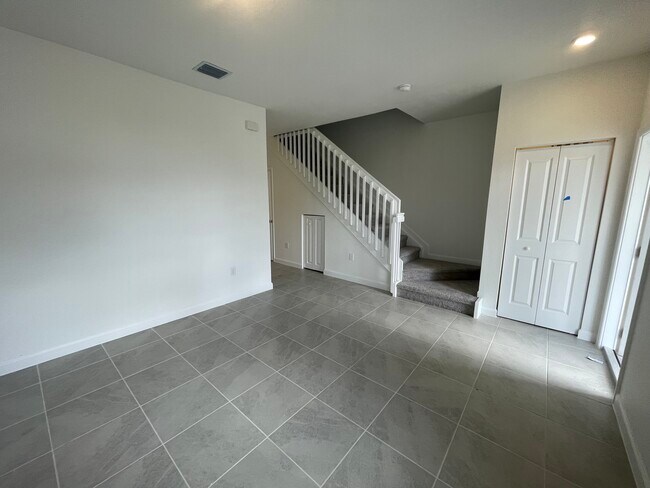 Foto del edificio - 2811 SE 17th Ave